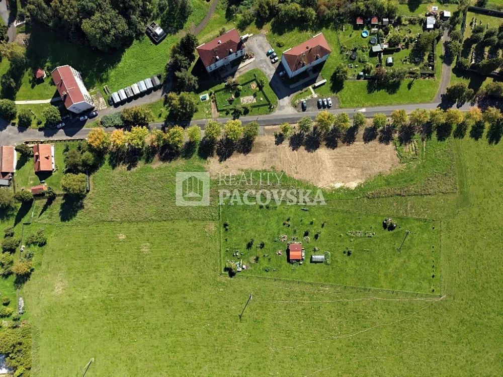 Prodej stavebního pozemku 1111 m²